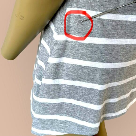 Two By Vince Camuto Striped Tank Top Cotton Knit Swing Hem Size L Gray White - Picture 15 of 15